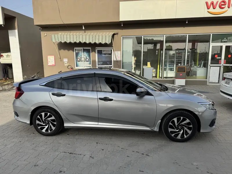 Honda Civic Oriel 2017