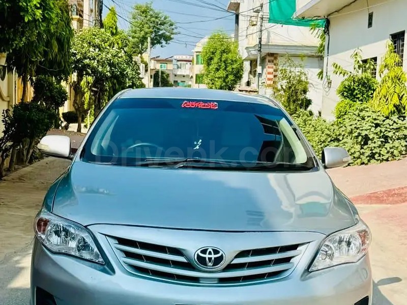 Toyota Corolla GLI 2011