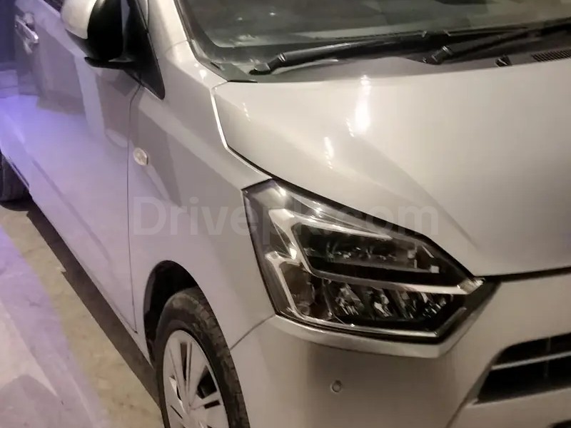 Daihatsu Mira 2018