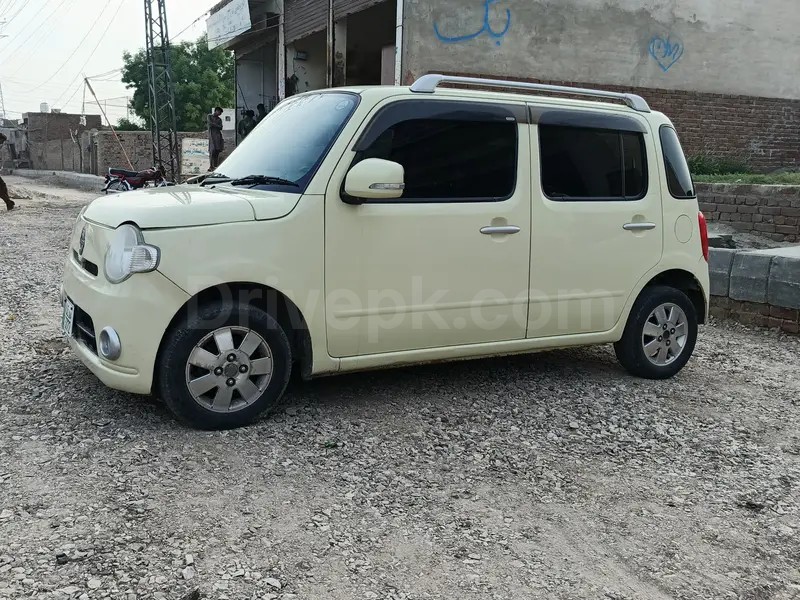 Daihatsu Mira Cocoa 2012