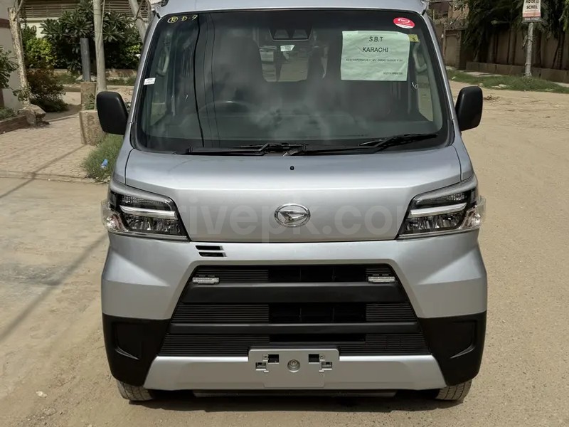Daihatsu Hijet 2021