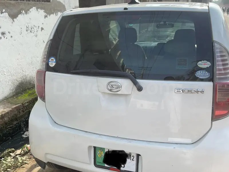 Daihatsu Boon 2012