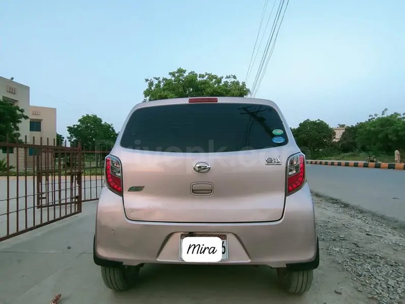 Daihatsu Mira 2013