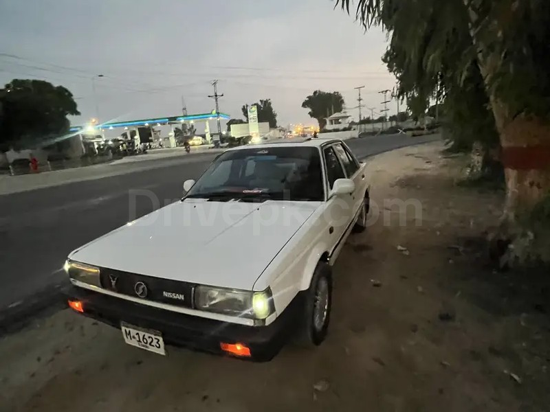 Nissan Sunny 1988