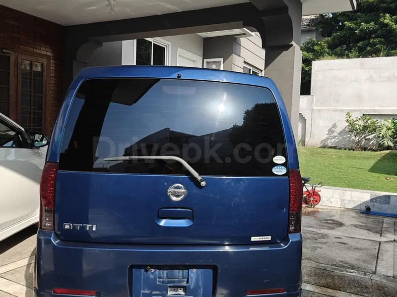 Nissan Otti 2012
