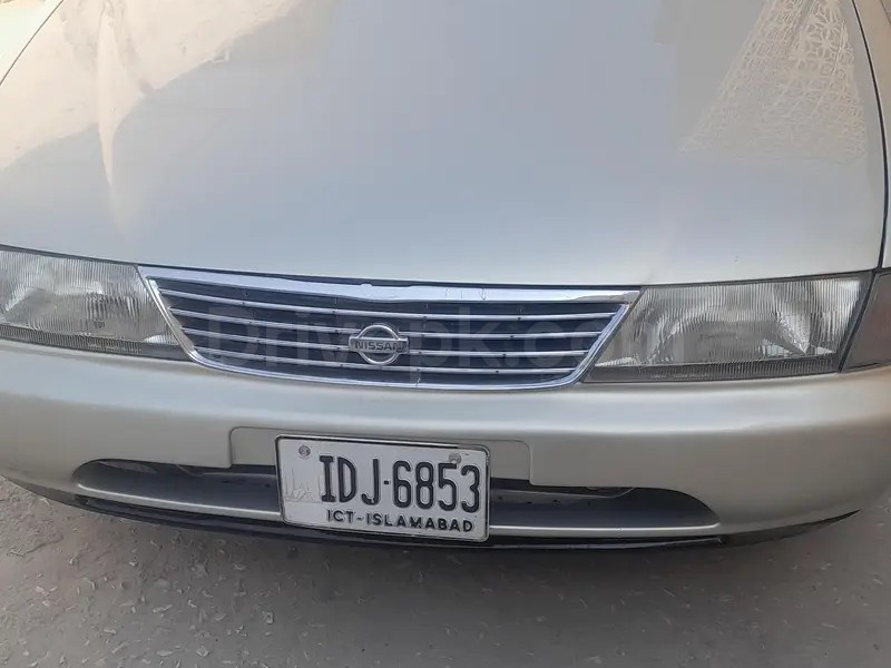 Nissan Sunny 1998