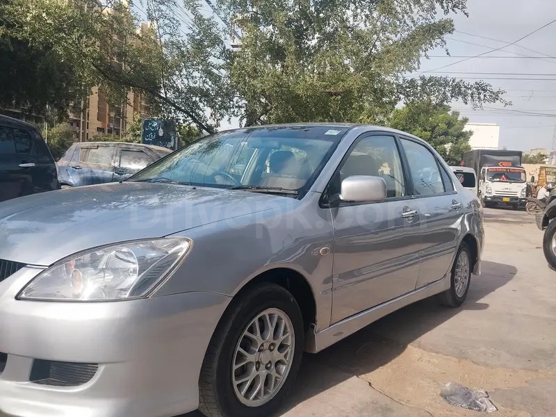 Mitsubishi Lancer 2005