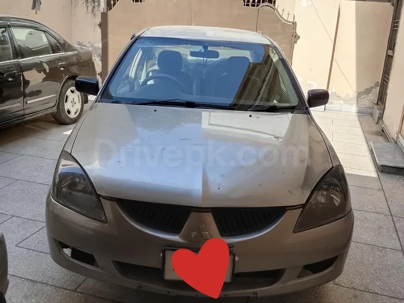 Mitsubishi Lancer 2005