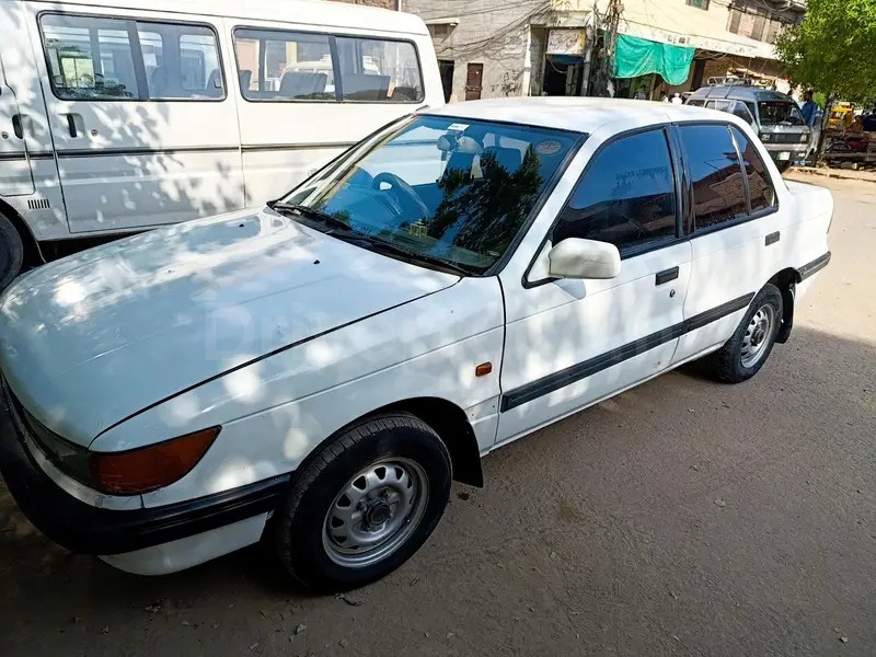 Mitsubishi Lancer 1989