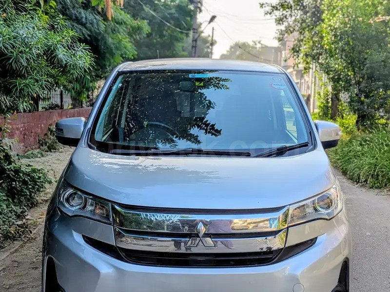 Mitsubishi Ek Wagon 2014