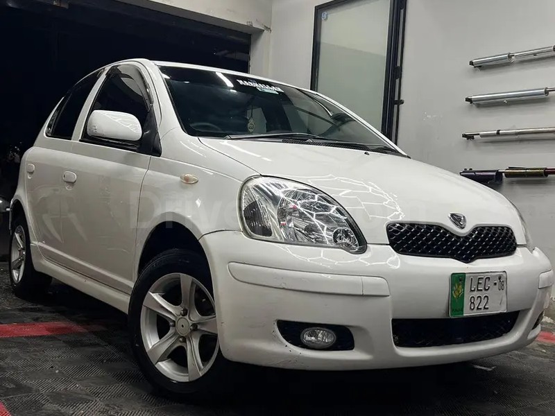 Toyota Vitz 2004