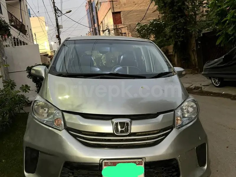 Honda Freed 2012