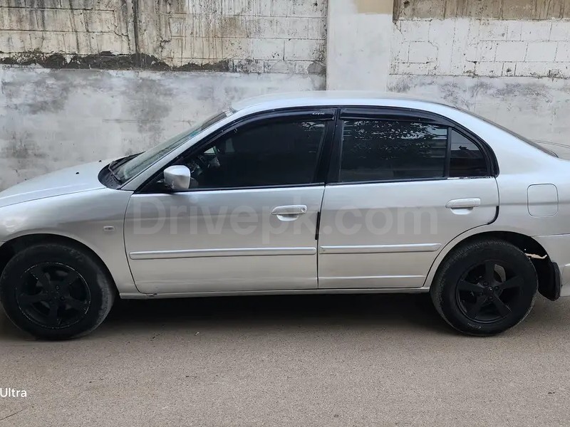 Honda Civic EXi 2003