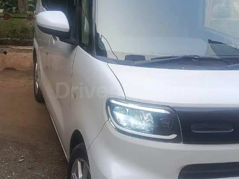 Daihatsu Tanto 2020