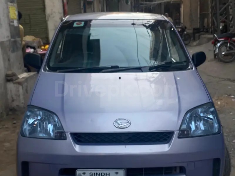 Daihatsu Mira 2004
