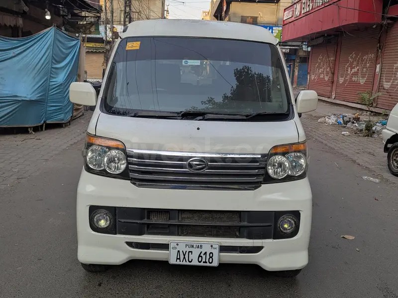 Daihatsu Atrai Wagon 2015