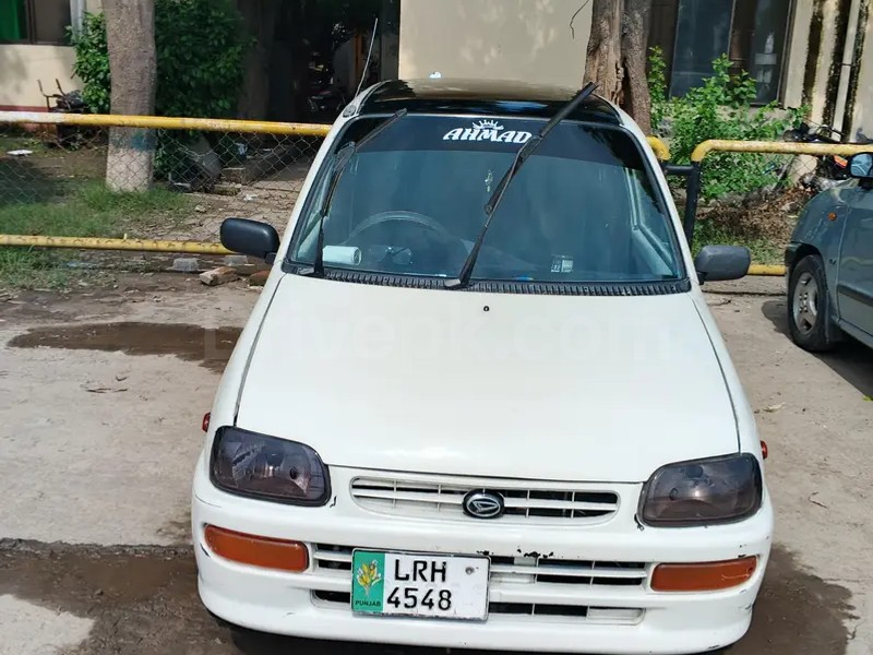 Daihatsu Cuore 2002