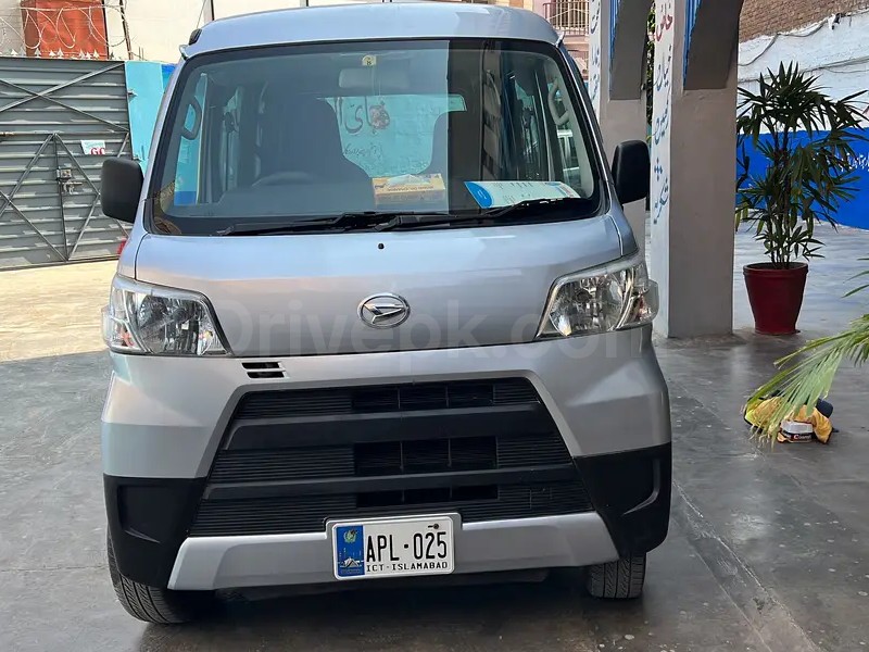 Daihatsu Hijet 2021