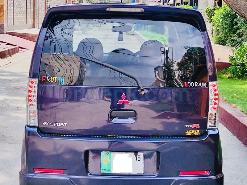 Mitsubishi Ek Sport 2011