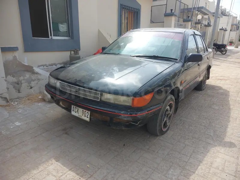 Mitsubishi Lancer 1999