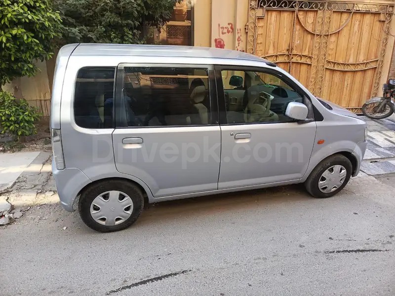 Mitsubishi Ek Wagon 2013