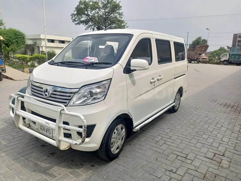Changan Karvaan 2020
