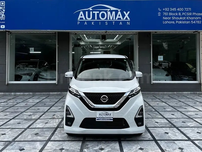 Nissan Dayz Highway Star 2022