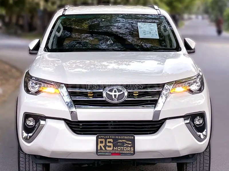 Toyota Fortuner V 2018