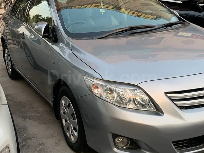 Toyota Corolla GLI 2011