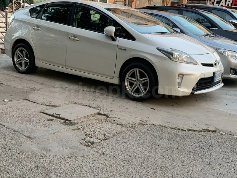 Toyota Prius 2015