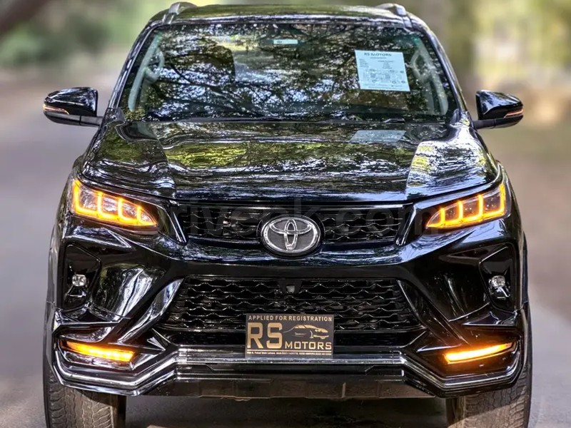 Toyota Fortuner V 2018