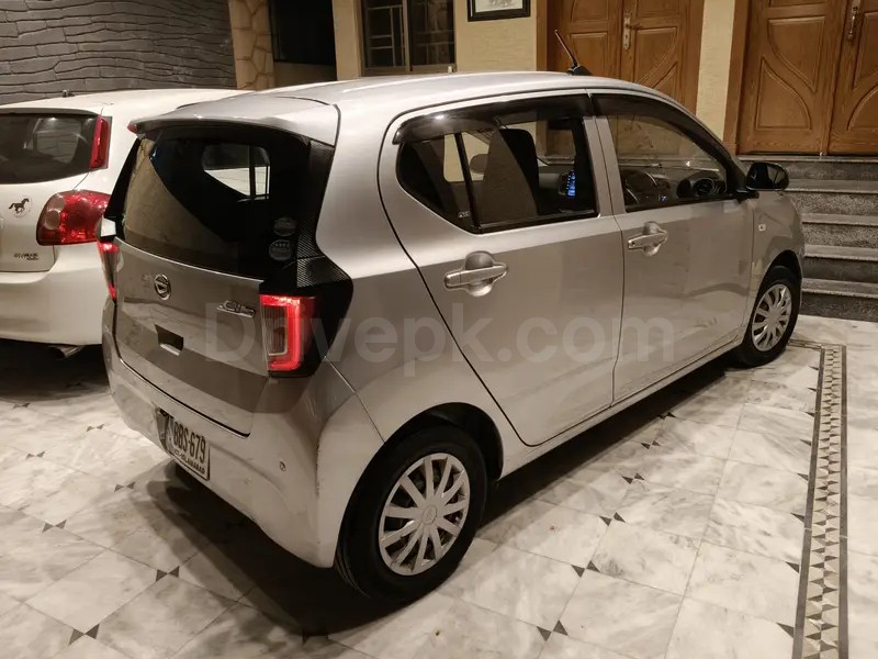 Daihatsu Mira 2018
