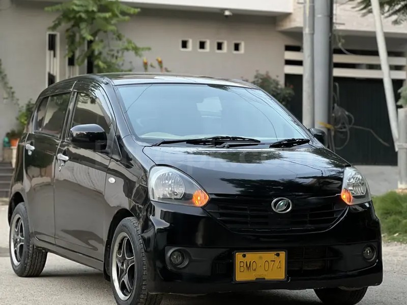 Daihatsu Mira 2015
