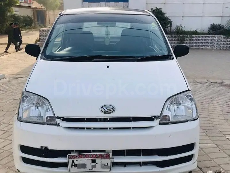 Daihatsu Mira 2006