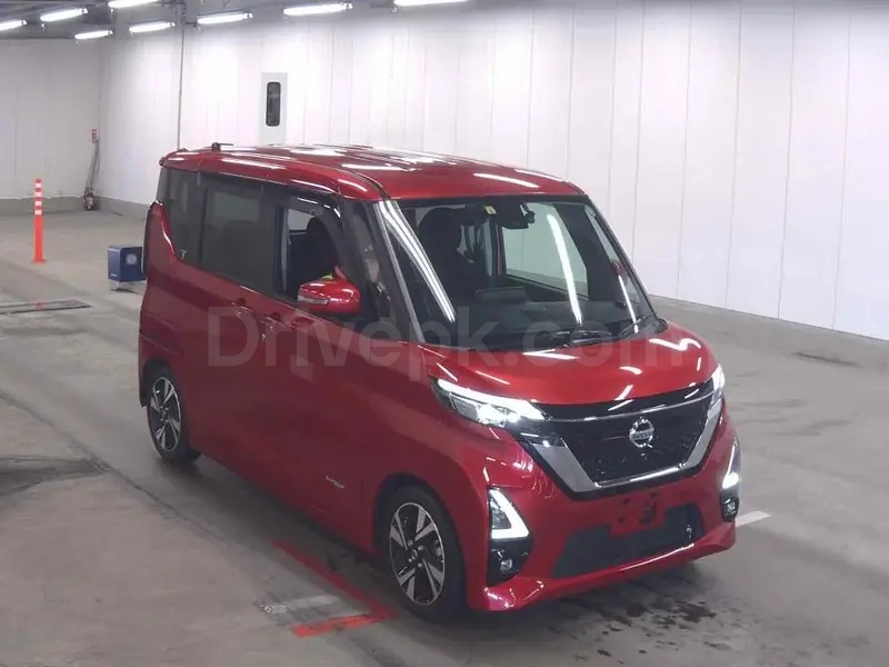 Nissan Roox 2022
