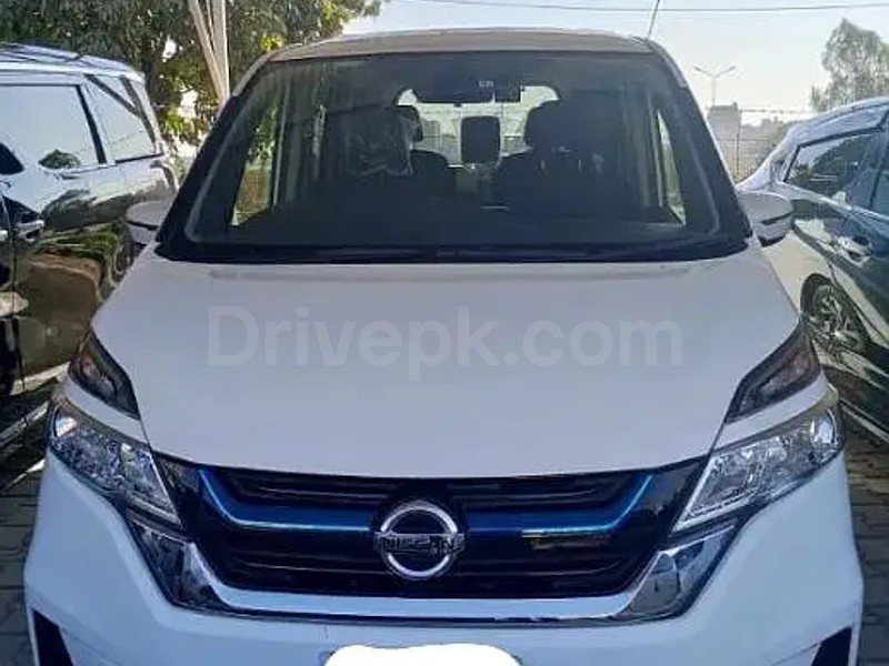 Nissan Serena 2019