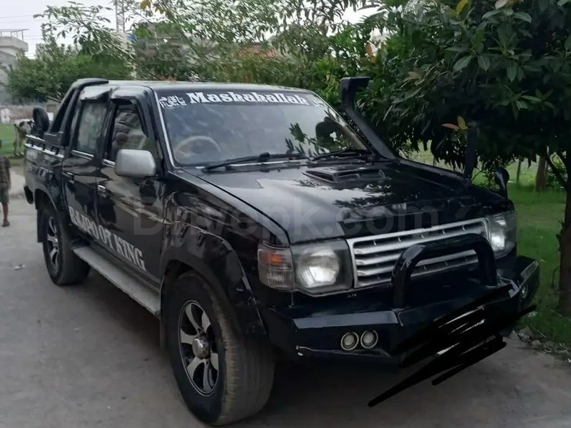 Nissan Navara 1996