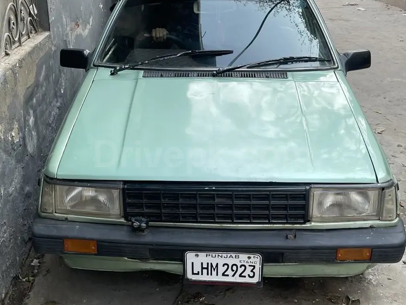 Nissan Sunny 1985