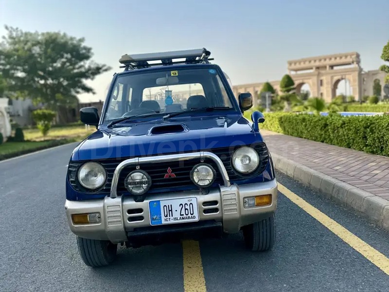 Mitsubishi Pajero Mini 2010