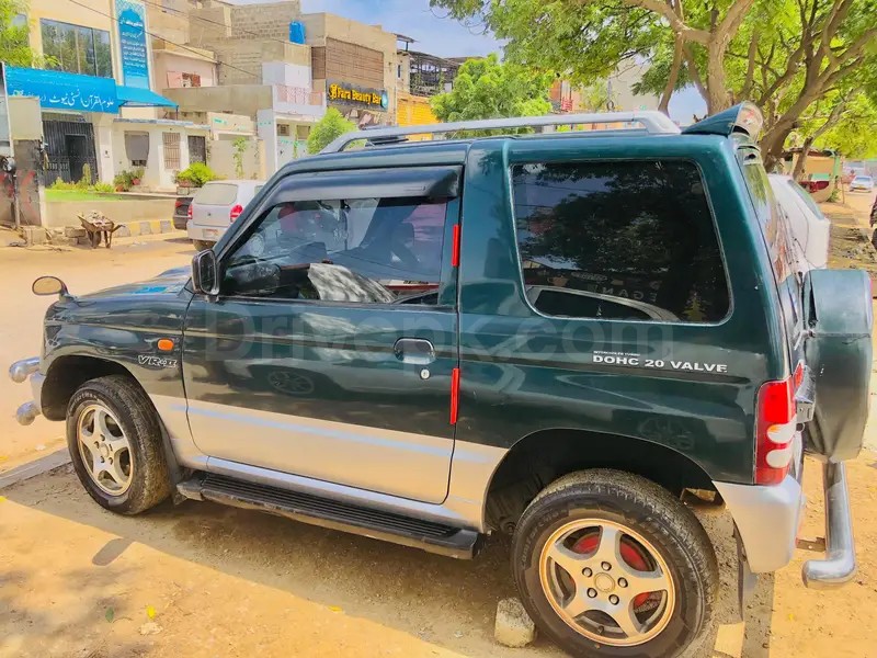 Mitsubishi Pajero 1995