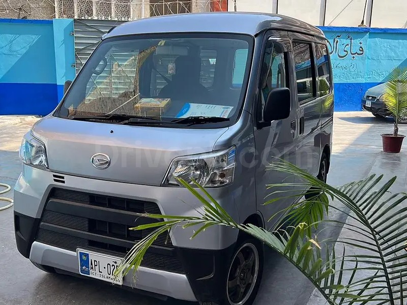 Daihatsu Hijet 2021