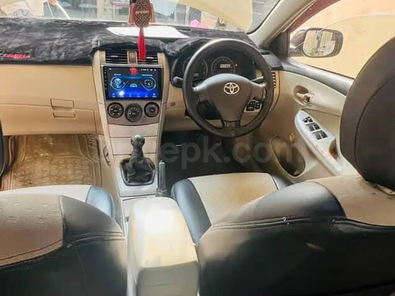 Toyota Corolla XLI 2012