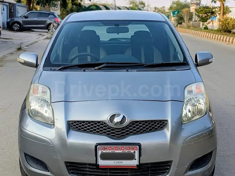 Toyota Vitz 2008