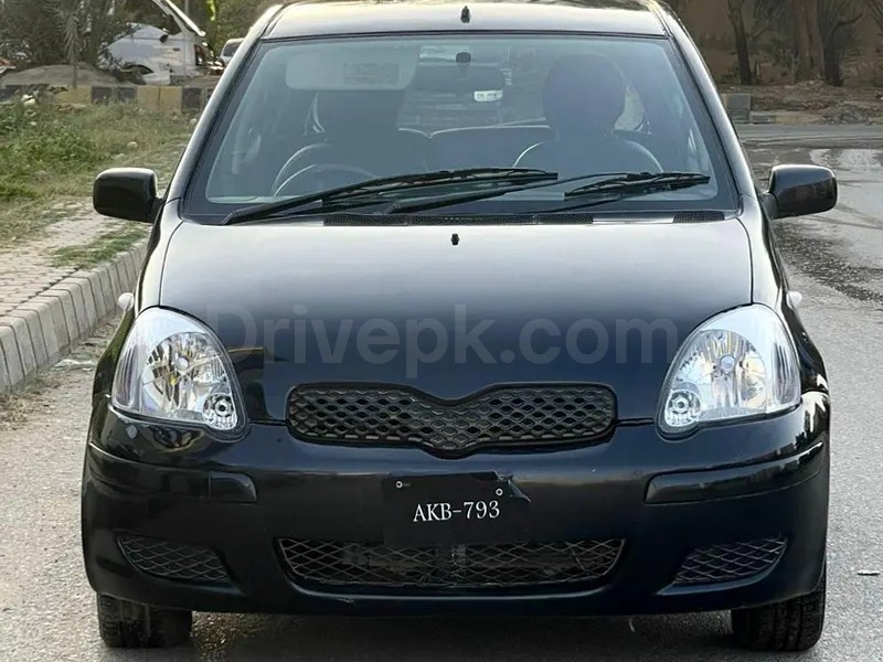 Toyota Vitz 1999