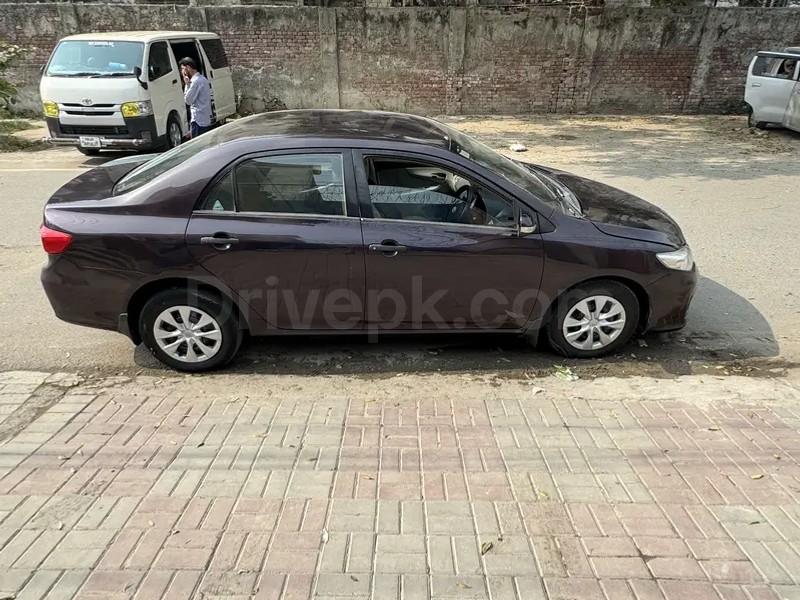 Toyota Corolla GLI 2012