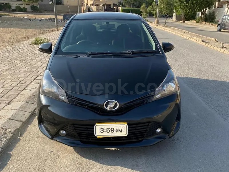 Toyota Vitz 2014