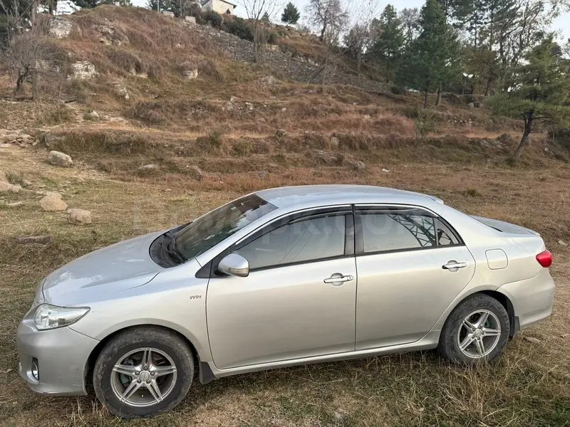 Toyota Corolla GLI 2011