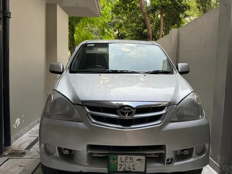 Toyota Avanza 2010
