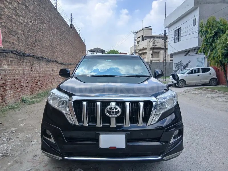 Toyota Prado 2016