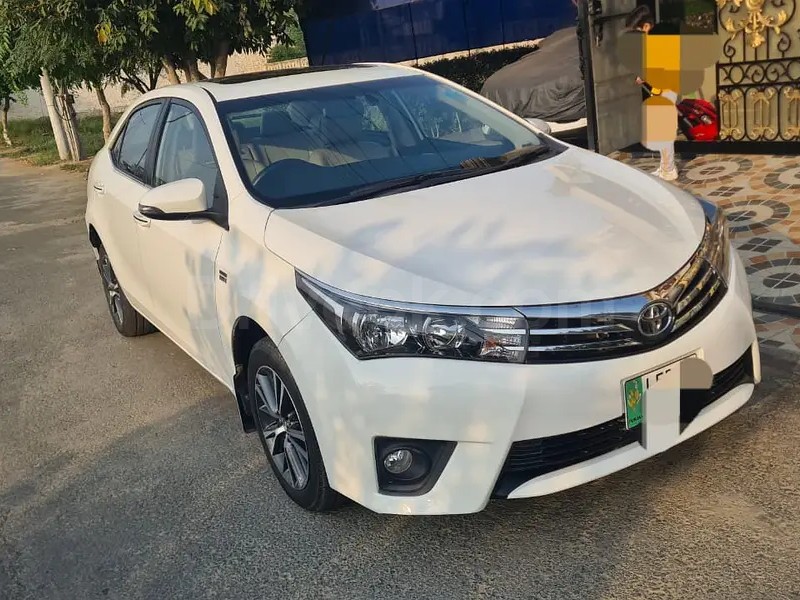 Toyota Altis Grande 2015